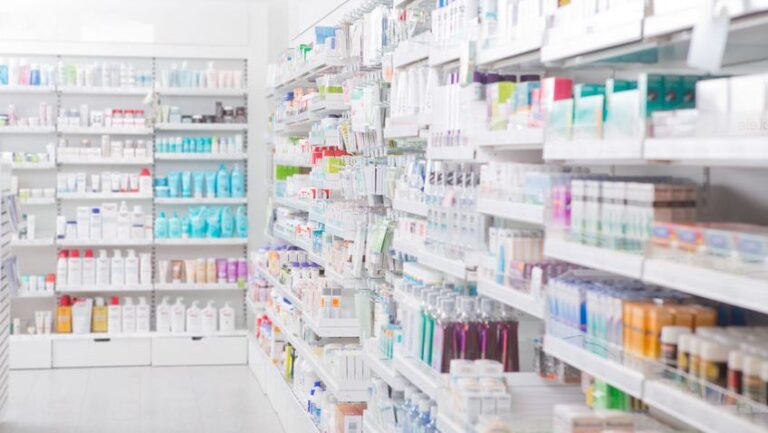 Farmacia &Aacute;vila Mar&iacute;a Virtudes L&oacute;pez Santiago |- Formulaci&oacute;n Magistral