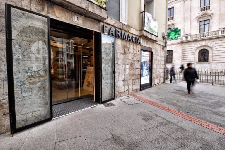 Farmacia Blanca Manzano, en el centro de Burgos