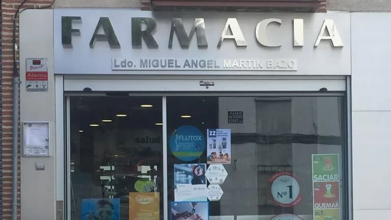 Farmacia Miguel &Aacute;ngel Mart&iacute;n Bazo