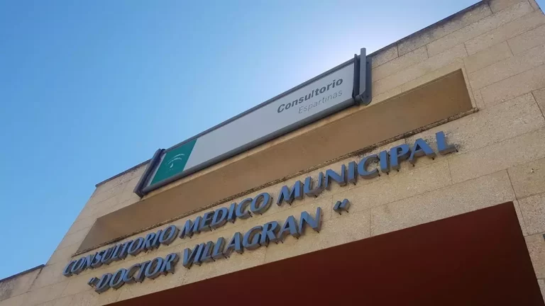 Farmacias en Salar, Granada: Encuentra tu punto de salud m&aacute;s cercano
