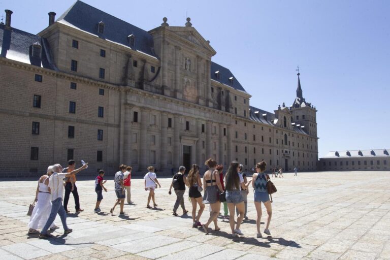 Gu&iacute;a de farmacias en San Lorenzo de El Escorial, Madrid