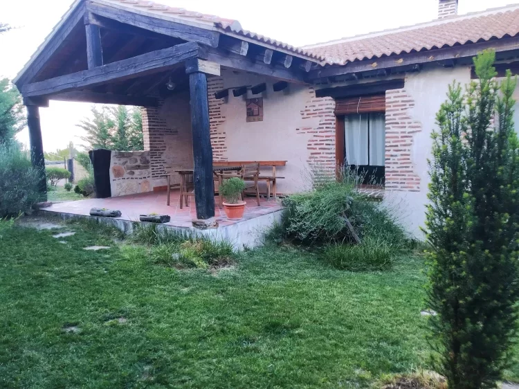 Casa Rural La Caba&ntilde;a De Polendos