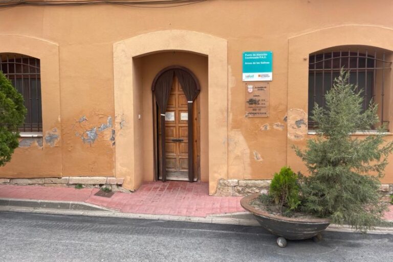 Farmacia Arcos de las Salinas