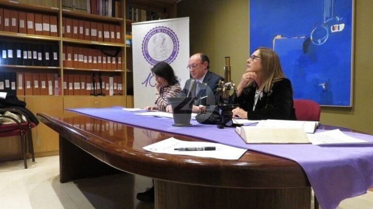 Farmacia Daniel Mangas Hern&aacute;ndez