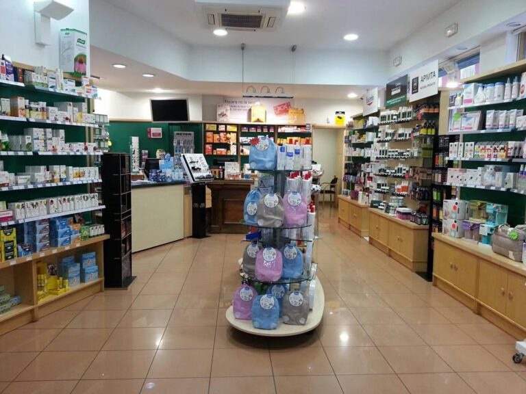 Farm&agrave;cia Grau