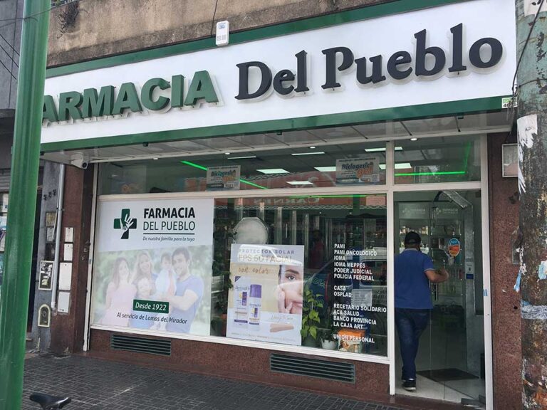 Farmacia Jos&eacute; Pablo Mart&iacute;nez