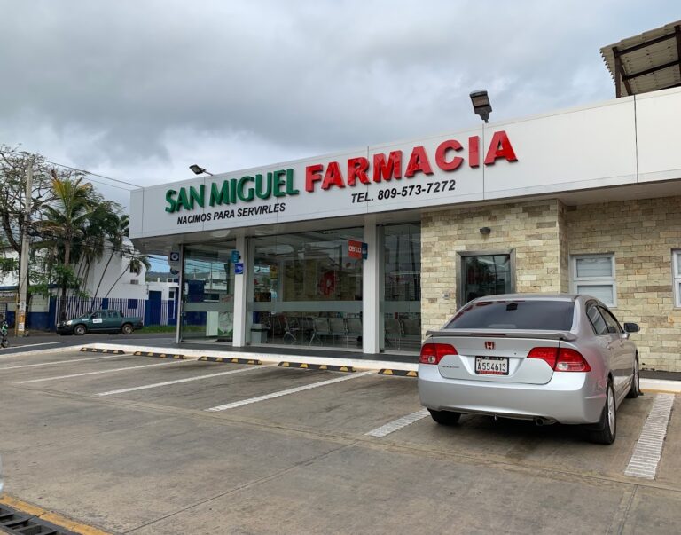 Farmacia Ricardo de la Vega