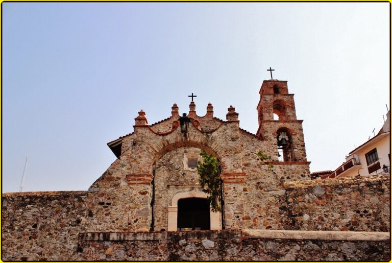 Farmacia Santuario de La Trinidad