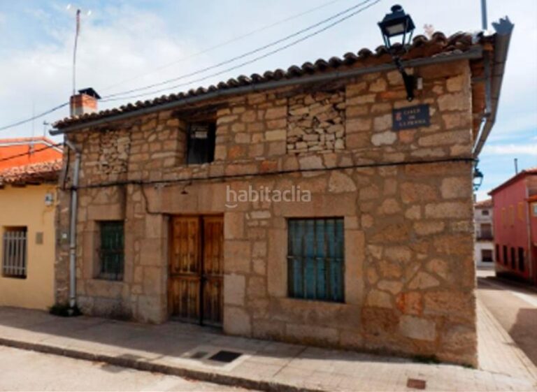 Farmacias en Megina, Guadalajara: Encuentra la m&aacute;s cercana para tus necesidades