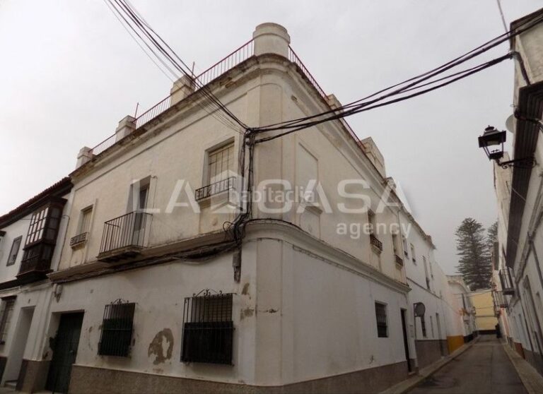 Gu&iacute;a de farmacias en Sanl&uacute;car de Barrameda, C&aacute;diz: Encuentra la m&aacute;s cercana a ti