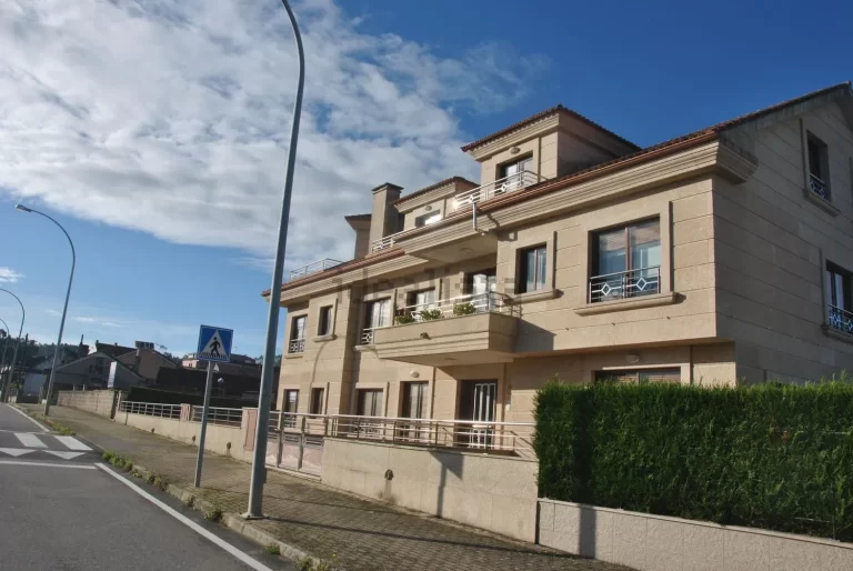 Gu&iacute;a de Farmacias en Villalonga Valencia: Encuentra la m&aacute;s cercana a ti