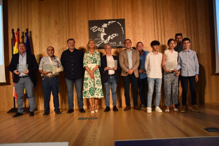 Herv&aacute;s Hernando, Laura M.